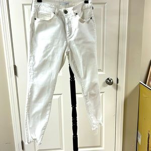 LOFT curvy, skinny, crop white jeans 26/2P